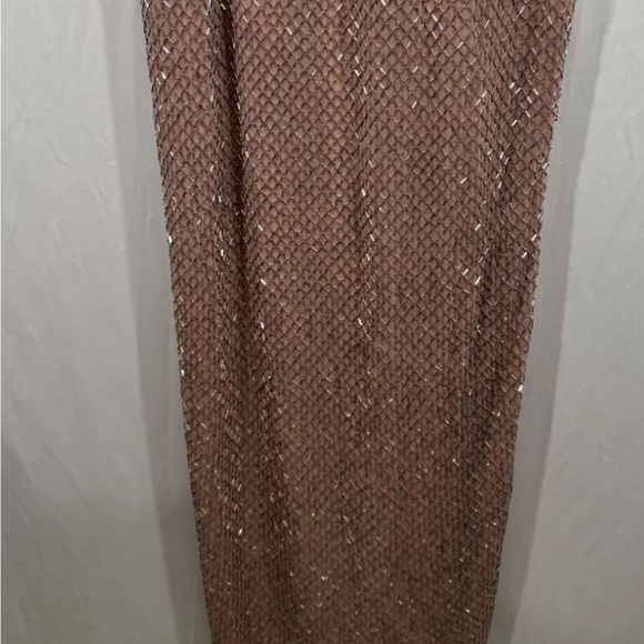 Mac Duggal Size 2 Formal Gown Beaded V-Neck Short Sleeve Dress Rose maxi $689 - Picture 6 of 6